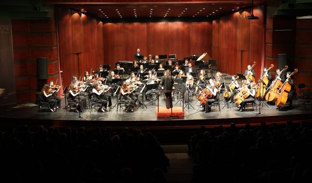 Klarinet Konçertosu’nun dünya prömiyeri Eskişehir’de gerçekleşti