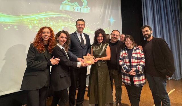 Odunpazarı Belediye Tiyatrosu’na Direklerarası’ndan müzikal oyun ödülü