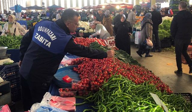 Odunpazarı Belediyesi Zabıta Ekiplerinden semt pazarlarında kapsamlı denetim