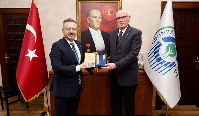 Vali Aksoy’dan Başkan Kurt’a veda ziyareti