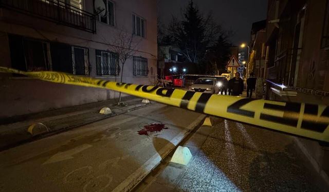 Eskişehir’de kız kavgası kanlı bitti! 1 kişi ağır yaralandı!