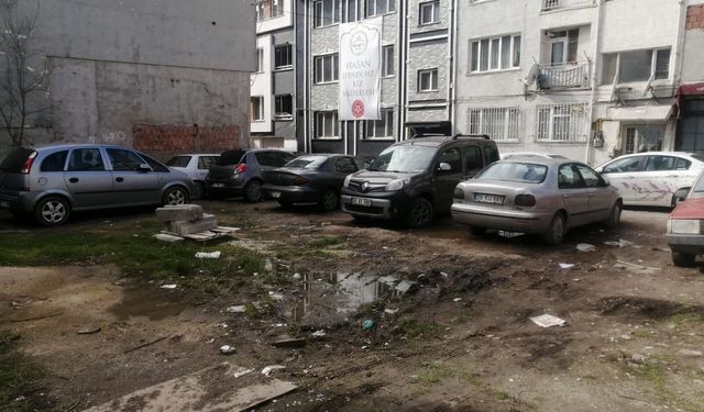Eskişehir'de isyan ettiren park: Otoparka çevrildi
