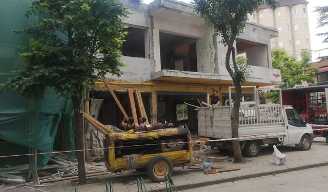 Silo Sokak’ta yıkım başladı: Riskli yapılar ortadan kaldırılıyor