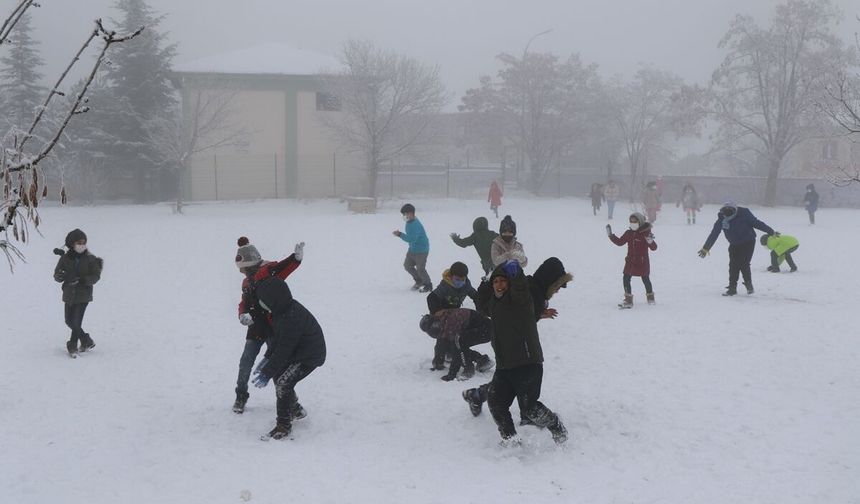 Eskişehir'de 1 ilçede okullar tatil edildi