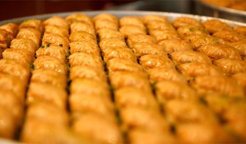 Bayramda baklava fiyatları el yakıyor!