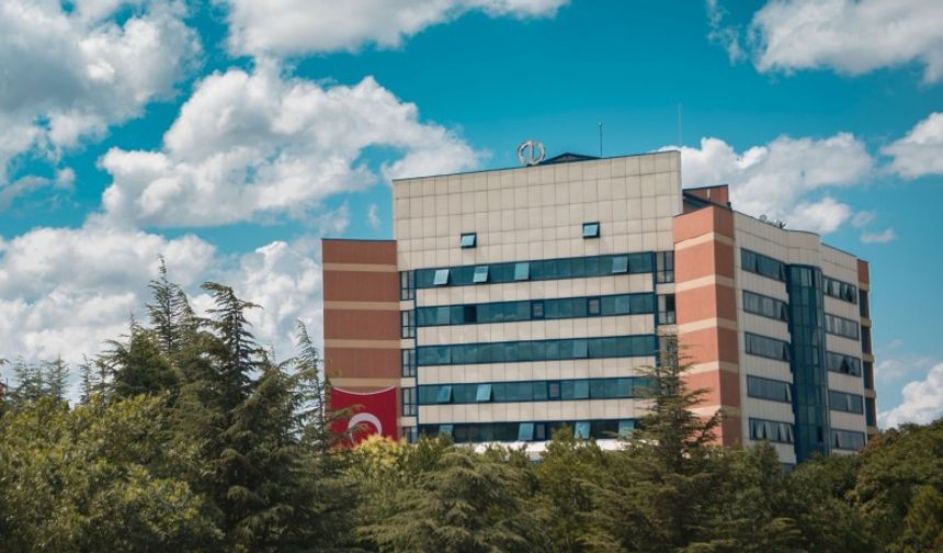 Açıköğretimde programlar devam ediyor, fakülteler birleşti