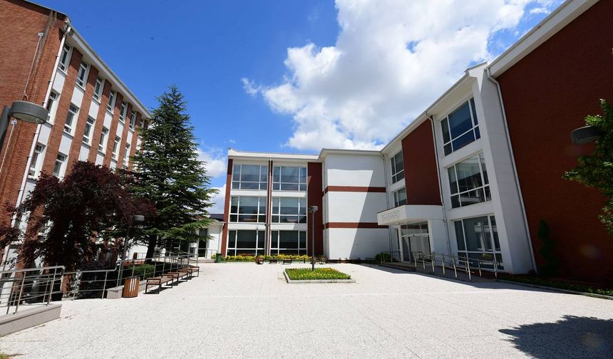 Anadolu Üniversitesi'nin köklü akademik geçmişi GSF ile sanat dünyasına uzanıyor