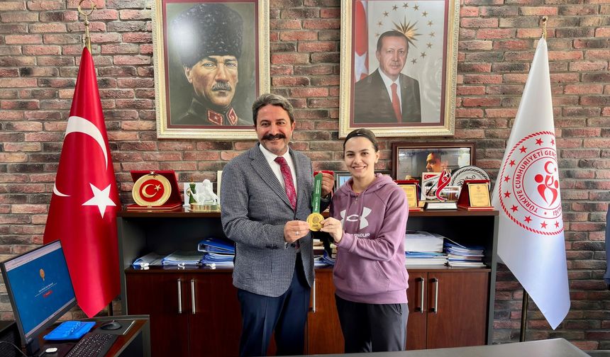 Avrupa Şampiyonu Ertunç, İl Müdürü Kalın ile bir araya geldi