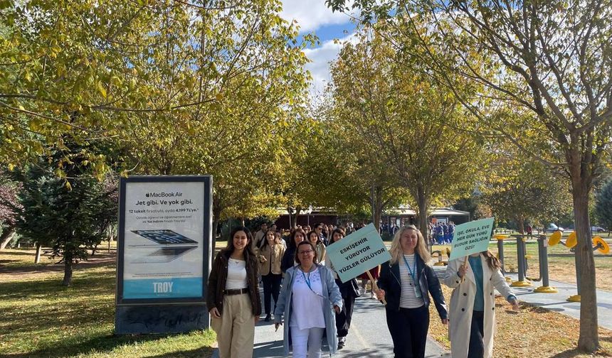 Eskişehir'de 'Dünya Yürüyüş Günü' etkinliği gerçekleştirildi