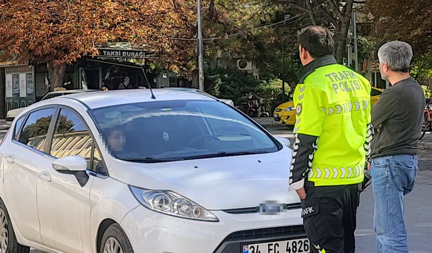 Eskişehir’de otizmli çocuğa araçta şiddet iddiası: Akademisyen baba gözaltına alındı