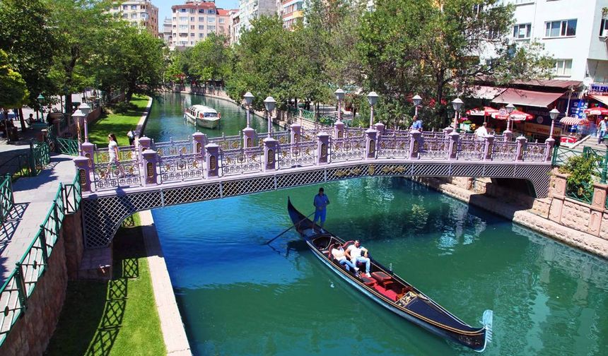 Büyükşehirden 29 Ekim düzenlemesi