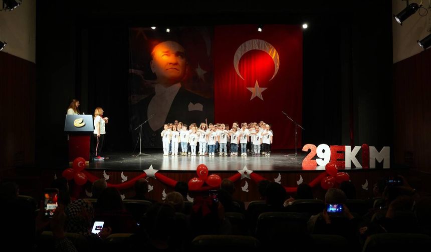 Miniklerden muhteşem gösteri