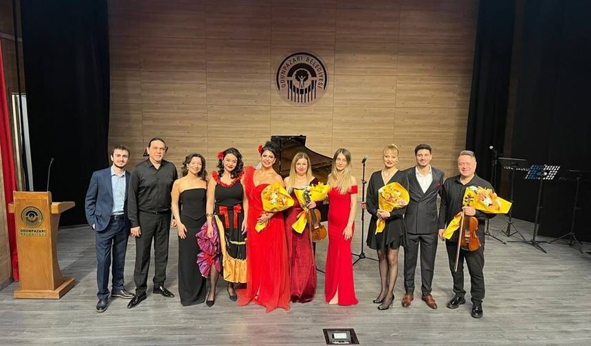 Odunpazarı’nda Yılbaşı Özel Oda Müziği Konseri Sanatseverlerle Buluştu