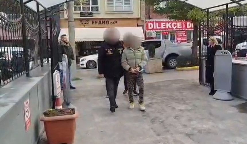Kilitli motosikleti çalan 2 şüpheli yakalandı