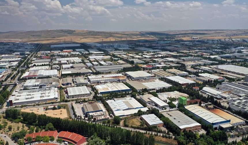 “Sanayimiz güçlü kaldıkça türkiye geleceğe daha güvenle bakacaktır”