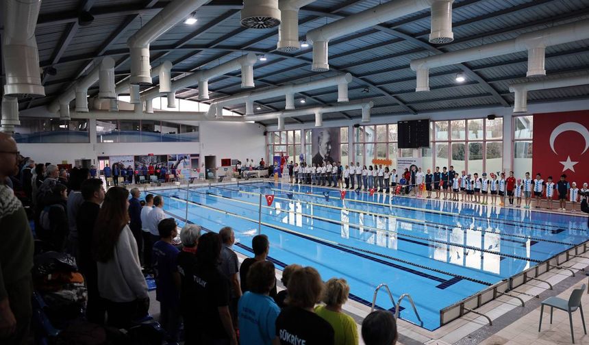 Engelsiz Kulaçlar Kentpark’ta buluştu