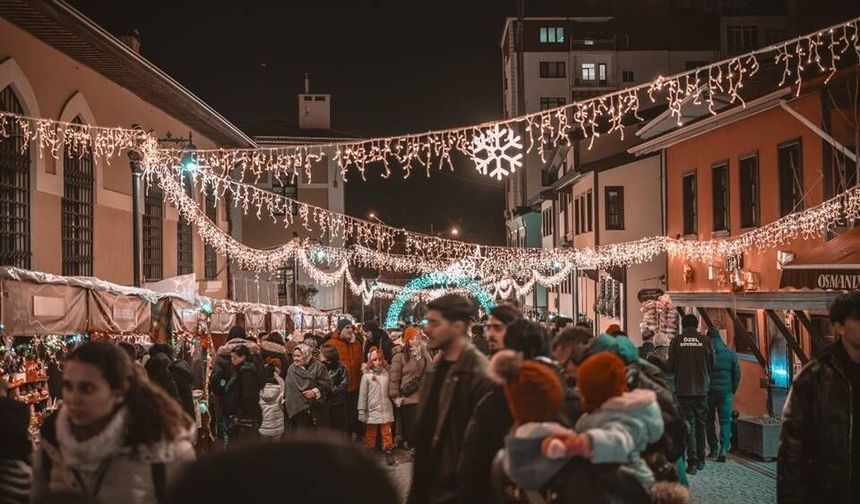 Yeni Yıl Pazarı’nın en güzel kareleri ödüllendirildi