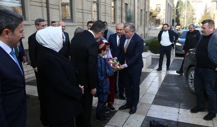 Gençlik ve Spor Bakanı Bak Eskişehir'de