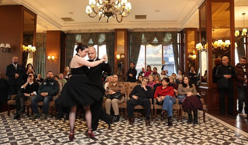 Porsuk Konuk Evi, kent belleğini canlandıran söyleşiye ev sahipliği yaptı