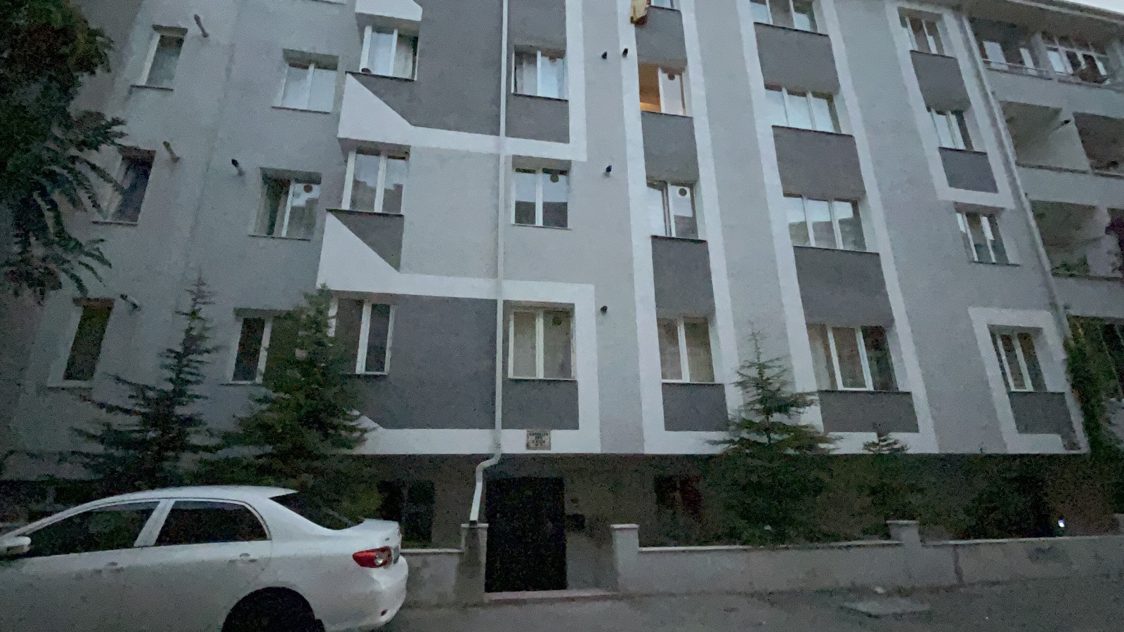 A W512338 04