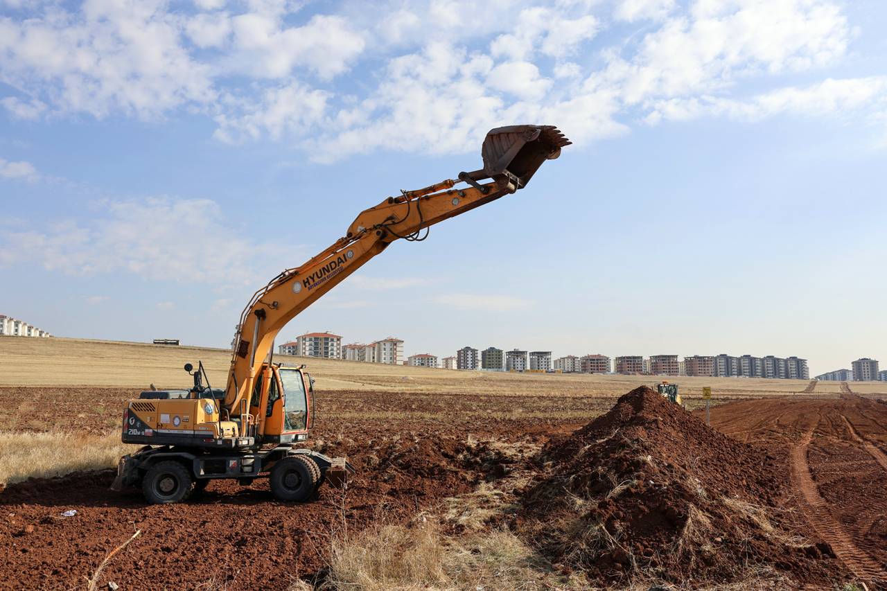 Büyükşehi̇rden Trafi̇ğe Nefes Aldiracak Dev Proje (8)