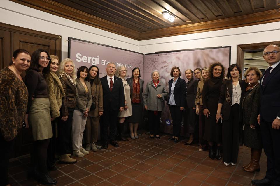 Efsanelerle İpek Sergi̇si̇ Sanatseverlerle Buluştu (5)